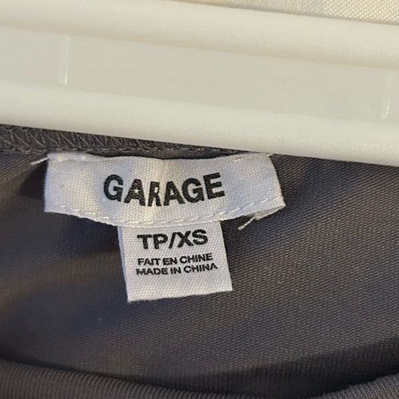 Garage Off-shoulder Longsleeve Top in forge iron Grey - Picture 4 of 4